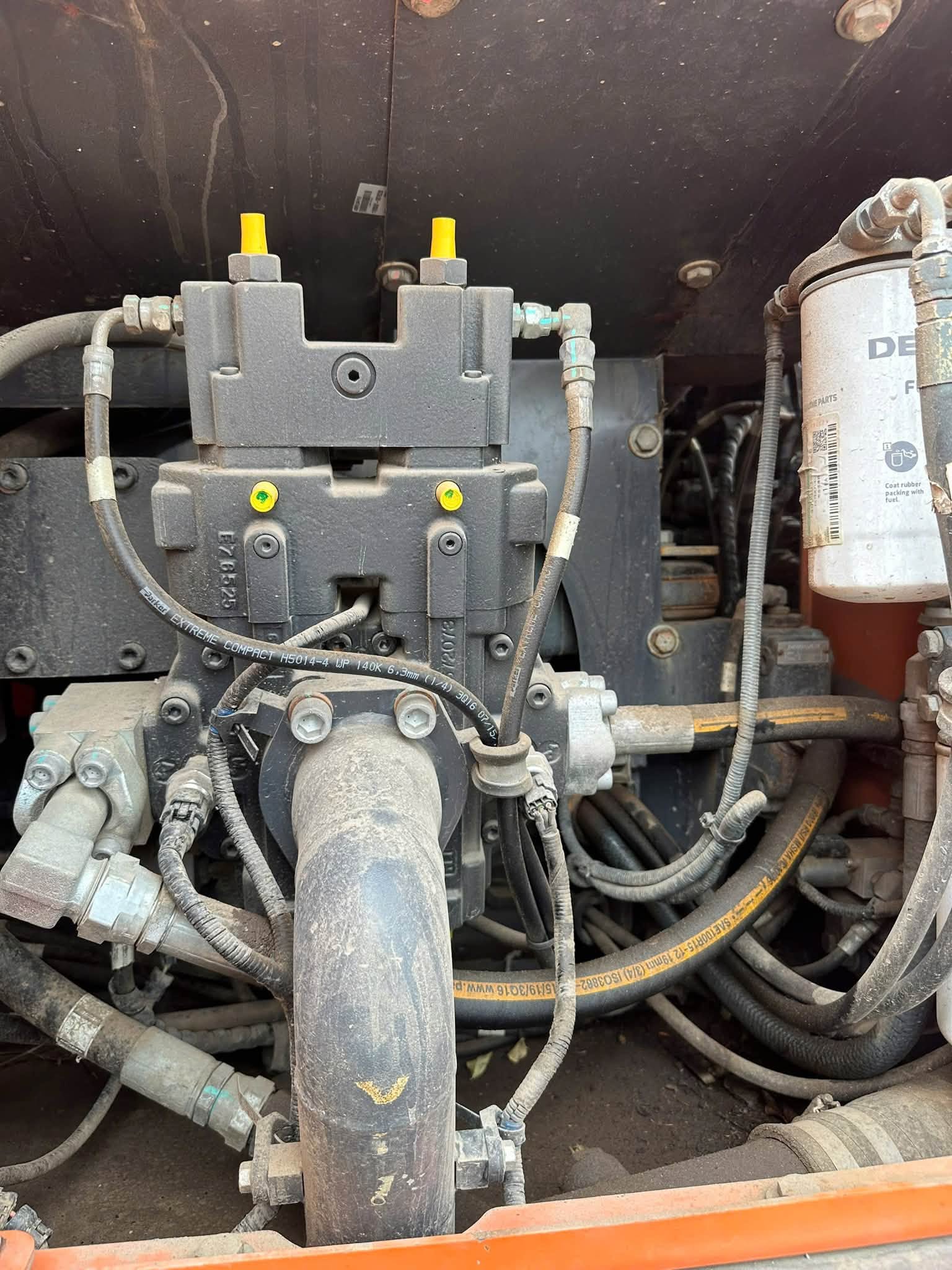 Máy xúc đào Doosan DX140-5 (Đời 2016)